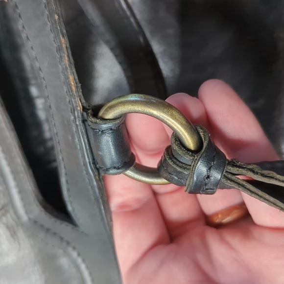 Lucky Brand black leather Abbey Road foldover bag - Picture 14 of 16